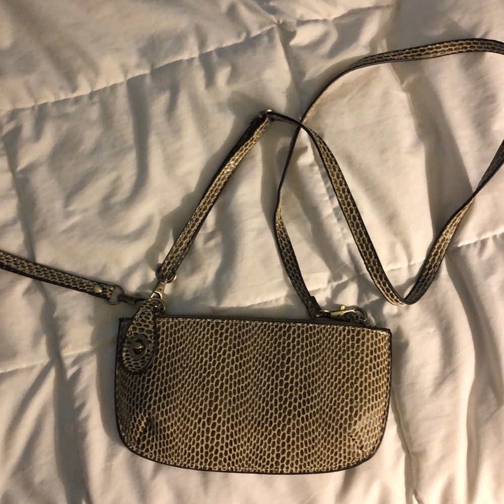Women’s faux reptile wristlet/purse
